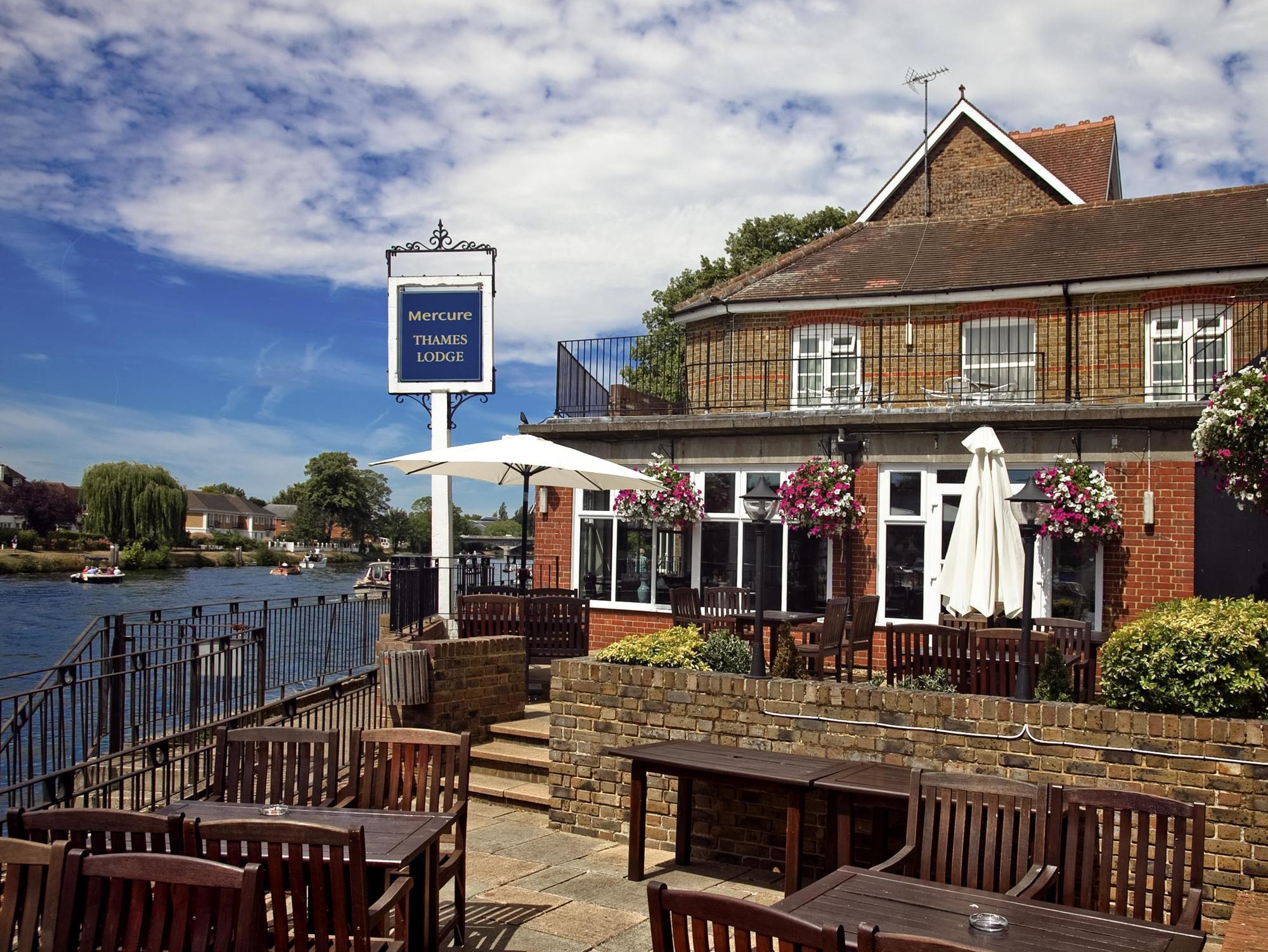 Mercure London Staines-Upon-Thames Hotel Exterior foto